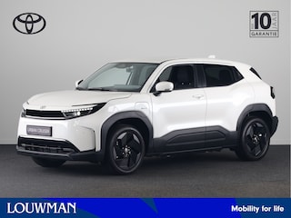 Toyota Urban Cruiser Dynamic 61 kWh *NIEUW* | Direct leverbaar! | Camera | Inruilpremie! |