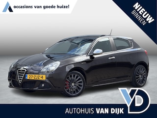 Alfa Romeo Giulietta 1.4 T Business Executive | 18-inch/Leder/Elek.verst.stoelen/Cruise Control