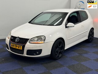 Volkswagen Golf 2.0 TFSI GTI / MULTIEMEDIA / AUTOMAAT / DEALER ONDERHUDEN