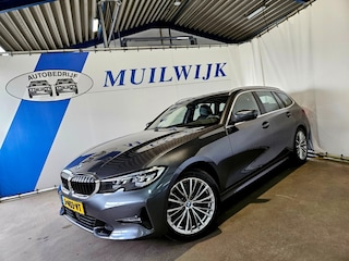 BMW 3-serie Touring 318i Executive Edition / Trekhaak / Full LED / NL Auto
