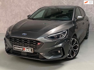 Ford Focus 1.0 EcoBoost ST Line Business /Led /Camera /Keyless /Lane