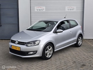 Volkswagen Polo 1.4-16V Highline DSG 113DKM! Nette auto!