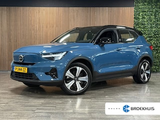 Volvo XC40 Recharge Ultimate 70 kWh | 95% SoH | Schuifdak | 360° Camera | Harman Kardon | All Season banden | Adaptieve Cruise Control | Bestuurdersstoel elektrisch geheugen | Stoel en Stuurwielverwarming | 19 Inch | Passagiersstoel elektrisch | Microtech / alcantara bekleding met wit stiksel en bies | Zitting verlenging voorstoelen | Pilot Assist | BLIS Dode Hoek Detectie | Warmtepomp | Google Infotainment | Keyless Drive | Verlichtingspack 2 | Parkeersensoren voor+achter | Privacy Glass | Elektrisch bedienbare achterklep | Draadloos telefoon opladen | DAB Radio | Apple Carplay/Android Auto | Volvo On Call met mobiele App functie | Fjord Blue Metallic |