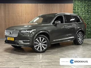 Volvo XC90 T8 AWD Recharge Inscription Long Range | Pine Grey! | Trekhaak | 360° Camera | Harman Kardon | 455pk | Adaptieve Cruise Control | Stoel en Stuurwielverwarming | Full LED Meesturende koplampen | Pilot Assist | BLIS Dode Hoek Detectie | Elektrische voorstoelen geheugen | Lederen bekleding | Zitting verlenging voorstoelen | Lederen dashboard | 20 Inch | Keyless Drive | Parkeersensoren voor+achter | Privacy Glass | Elektrisch bedienbare achterklep | 7-Persoons | 4-Zone Climate Control | Geïntegreerde zongordijnen achterportieren | Verlichte instaplijsten | Draadloos telefoon opladen | Alarm Klasse III | DAB Radio | Apple Carplay/Android Auto | Volvo On Call met mobiele App functie | Pine Grey Metallic |