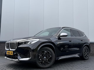 BMW iX1 xDrive30 67 kWh