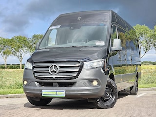 Mercedes-Benz Sprinter 319 L3H2 Maxi LED Mbux10