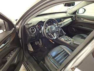 Alfa Romeo Stelvio 2.0 T AWD Q4 | NL Auto | 280 pk | Memory | Camera
