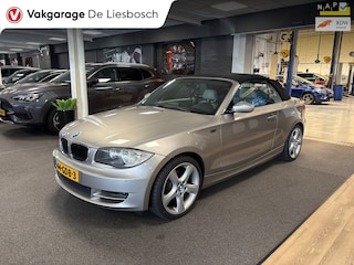 BMW 1-serie Cabrio 120i High Executive/navi/boeken/clima/nette kap/pdc