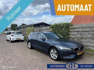 Volvo V60 2.0 B4 Core Leer, trekhaak