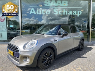 Mini Cooper 5-Deurs 1.5 Serious Business | Rijklaar incl garantie | Keyless entry Parkeersensoren Sportstoel LED