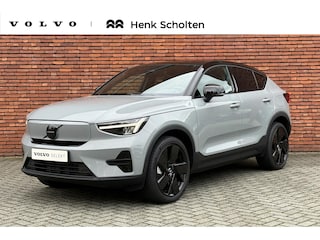 Volvo EC40 Twin Motor Ultra Black Edition Europa 82 kWh | Panoramadak | Elektrisch verstelbare voorstoelen met geheugenfunctie | Harman Kardon | 360 graden camera | Extra getint glas | 20 inch. lichtmetalen velgen | Stoel-/stuurwielverwarming | Pilot assist | Verwarmde achterbank | Dak in contrasterende kleur