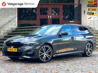 BMW 3-serie Touring 330e M-Sport | BMW Individual | Panoramadak | HiFi System | Trekhaak | Comfort Access | Carbon Int. | SOH 93%