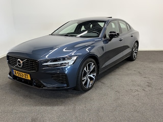 Volvo S60 2.0 Recharge T6 PHEV AWD R-Design Pano/ Adapt. Cruise/ Stuur en Stoelverw./ Navi/ LMV