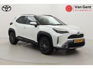 Toyota Yaris Cross 1.5 Hybrid AWD Adventure | Panoramadak | Trekhaak | Dodehoek detectie | JBL | Head-up display | Apple Carplay / Android Auto | Parkeersensoren voor/achter | Stoelverwarming | 18 inch
