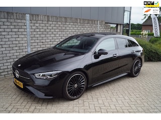 Mercedes-Benz CLA Shooting Brake 180 Business Solution AMG Autom Panodak Leder/Alcantara Navi Camera Clima Adaptieve Cruise