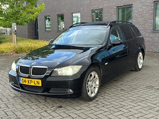 BMW 3-serie Touring 318i Business Line