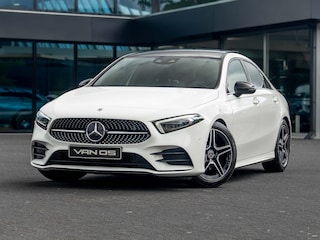 Mercedes-Benz A-klasse Limousine A 180 AMG Line | Night | Pano | Memory | Achteruitrijcamera