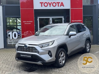 Toyota RAV4 2.5 Hybrid Dynamic AWD DYNAMIC 1650KG TREKGEW STOELVERW PARK-SENSOREN NAVI CAMERA APPLE/ANDROID LM-VELGEN