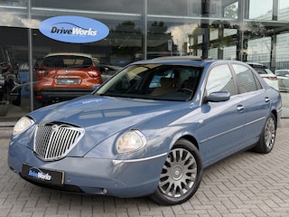 Lancia Thesis 3.0-24V V6 Busso Emblema | Sunroof | Poltona Frau | well maintained Interesse, Proefrit? Bel of app met: 06-24 28 28 42/ 06-42130156