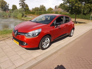 Renault Clio 0.9 TCE ECO2 LIMITED