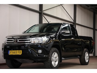 Toyota Hilux 2.4 D-4D-F Xtra Cab 4X4 MET 3500KG TREKVERMOGEN