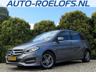 Mercedes-Benz B-klasse 180 * Trekhaak * Navigatie * Camera *