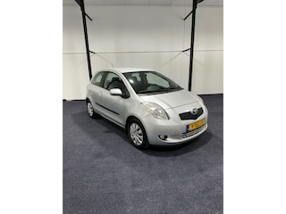 Toyota Yaris 1.3 VVTi Sol