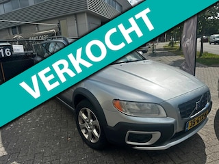 Volvo XC70 2.4 D5 Momentum panoramadak