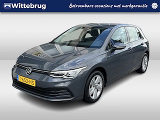 Volkswagen Golf 1.0 eTSI Life / AUTOMAAT/ CRUISE/ PARKEER SENSOREN V+A/ CAMERA/ DIGITAL DASH/ NAVI/ CLIMA
