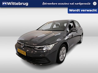 Volkswagen Golf 1.0 eTSI Life / AUTOMAAT/ CRUISE/ PARKEER SENSOREN V+A/ CAMERA/ DIGITAL DASH/ NAVI/ CLIMA