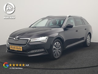 Skoda Superb Combi 1.4 TSI iV Business Edition PHEV 218pk Dealer O.H. | Adaptive Cruise | Camera | Stoelen Verwarmd | Apple Carplay | Navigatie | Crystal LED | DAB | Plug In Hybrid |