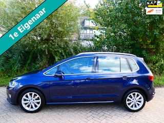 Volkswagen Golf Sportsvan 1.2 TSI Highline Automaat 1e eig. Clima Navi Trekhaak 1300kg