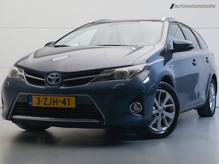 Toyota Auris Touring Sports 1.8 Hybrid (NAVIGATIE,PANORAMA,STOELVERWARMING,,BLUETOOTH,CAMERA,CLIMATE,CRUISE,KEYLESS,TREKHAAK)