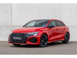 Audi A3 A3 Sportback 2.5 TFSI Quattro / Keramisch / Pano / Headup / RS Dynamic pakket / Matrix / keyless / 290 Km/h