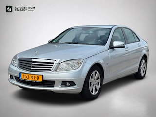 Mercedes-Benz C-klasse 180 K BlueEFFICIENCY (Automaat, Navi, StoelV, Parkeersensoren V+A, Cruise Con, Etc)