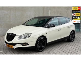 Lancia Delta 1.8-16V Di Gold 2009 Wit AUT|PANO|LED|NAP|APK