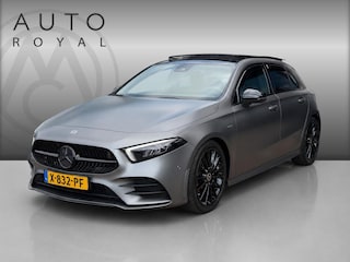 Mercedes-Benz A-klasse 200 Launch Edition Premium Plus AMG | PANORAMADAK | SFEER VERLICHTING | CAMERA | MAT GRIJS | STOELVERWARMING | NAVIGATIE | MATRIX LED |  APPLE CARPLAY / ANDROID AUTO | CRUISECONTROL |