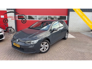 Volkswagen Golf 1.0 TSI Life CARPLAY / CLIMA / PDC V+A / LED / TREKHAAK / LANE ASS / 6 VERSN