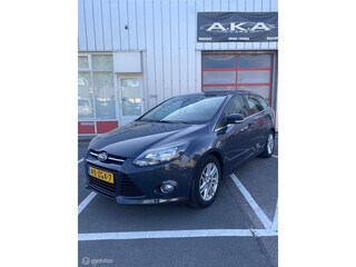 Ford Focus Wagon 1.0 EcoBoost Titanium |1e Eigenaar | Distributie Riem Vervangen| Dealeronderhouden | NIEUW APK |Park Assist |