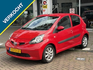 Toyota Aygo 1.0-12V +