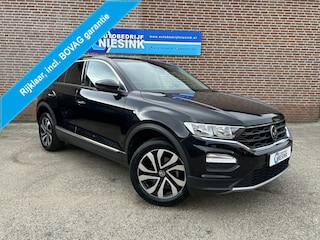 Volkswagen T-Roc 1.5 TSI ACTIVE PDC/ACC/Carplay/Blindspot