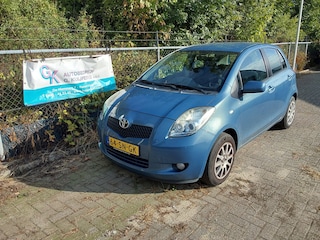 Toyota Yaris 1.3 VVTi Luna