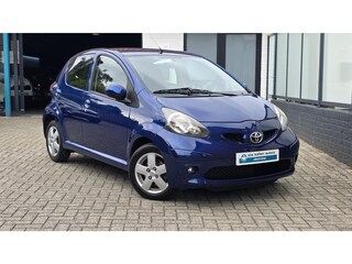 Toyota Aygo 1.0-12V Sport Airco, Lichtmetaal, Nieuwe Koppeling, All Weather, Nette auto