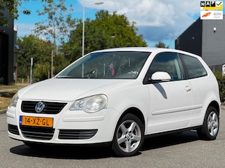 Volkswagen Polo 1.4-16V Optive|AIRCO|CRUISE|BOEKJES|APK06-05-2027