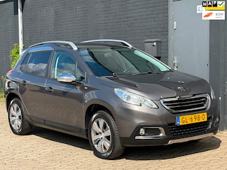 Peugeot 2008 1.2 PureTech Style PANO CLIMA NAVI CRUISE PDC TREKHAAK