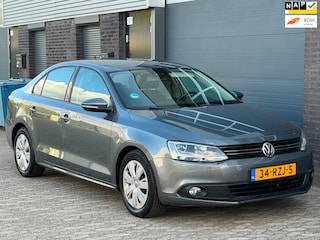 Volkswagen Jetta 1.2 TSI Comfortline CLIMA CRUISE PDC TREKHAAK NIEUWE APK