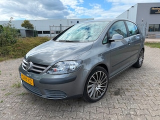 Volkswagen Golf Plus 1.6 FSI Comfortline Business *Meeneemprijs!*Nw. ketting & waterpomp*