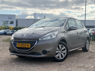 Peugeot 208 1.2 VTi Access/ LAAG KM