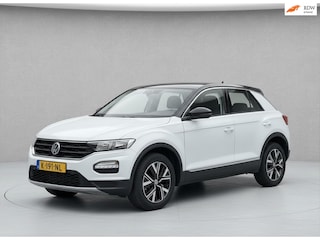 Volkswagen T-Roc 1.0 TSI Style / Zwart dak / CarPlay / Camera / PDC V+A