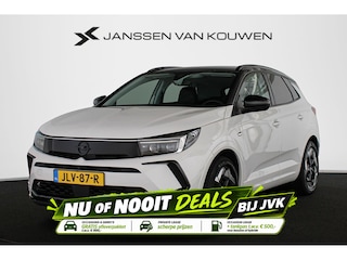 Opel Grandland 1.6 Turbo Plug-In Hybrid 4x4 GSe Stoel-Stuurverwarming Trekhaak Apple CarPlay